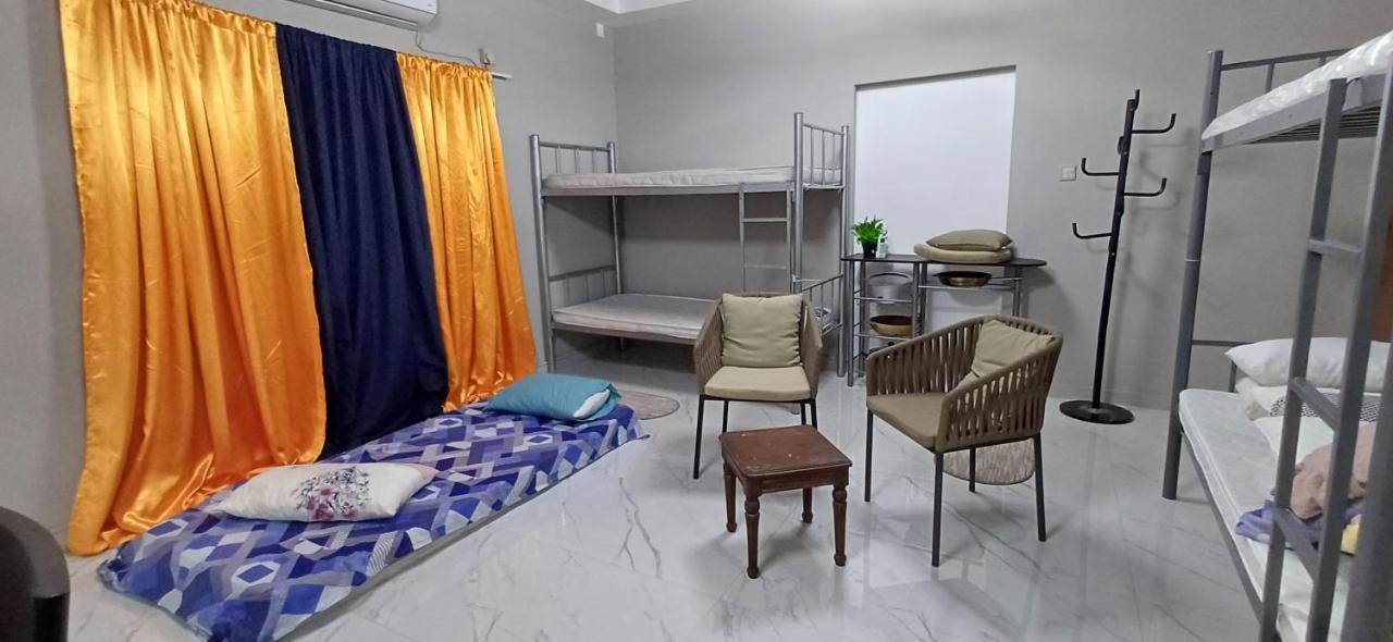 Homestay Rooftop Abu Dhabi
